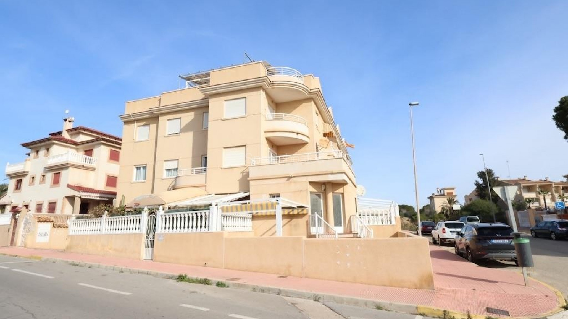Resale - Apartment -
Guardamar del Segura