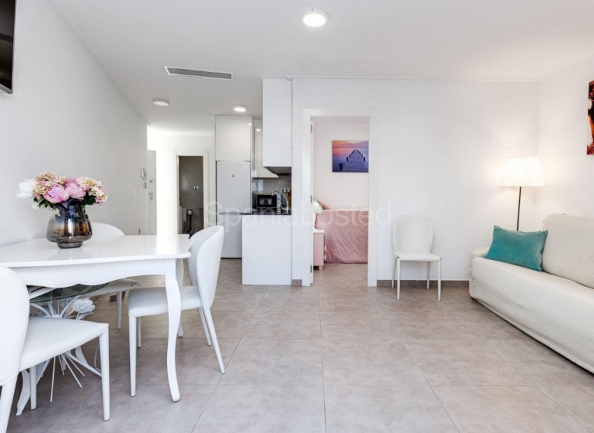 Resale - Apartment -
La Mata
