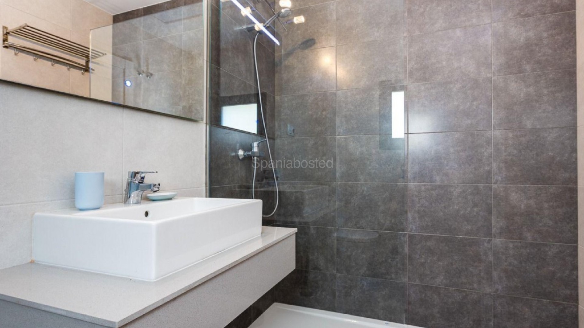 Resale - Apartment -
La Mata