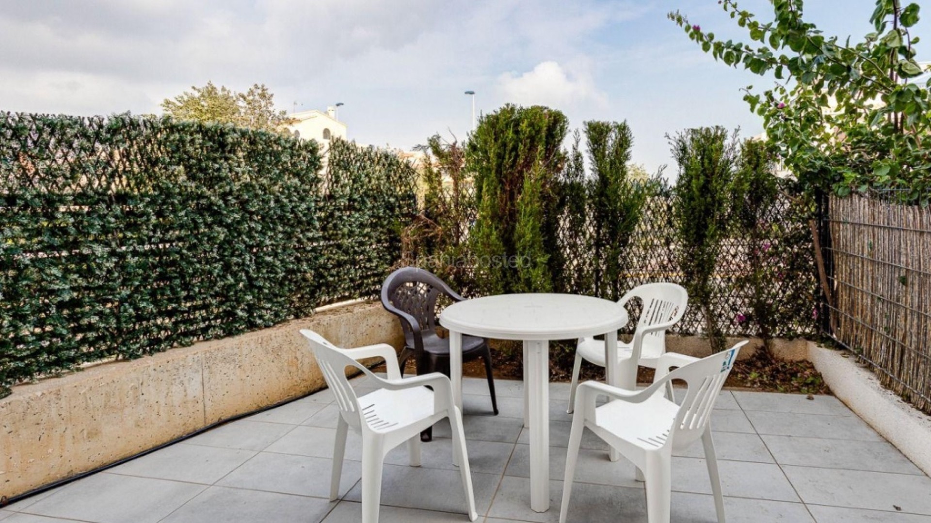 Resale - Apartment -
La Mata