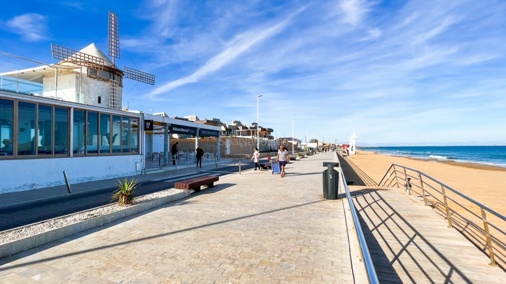 Resale - Apartment -
La Mata