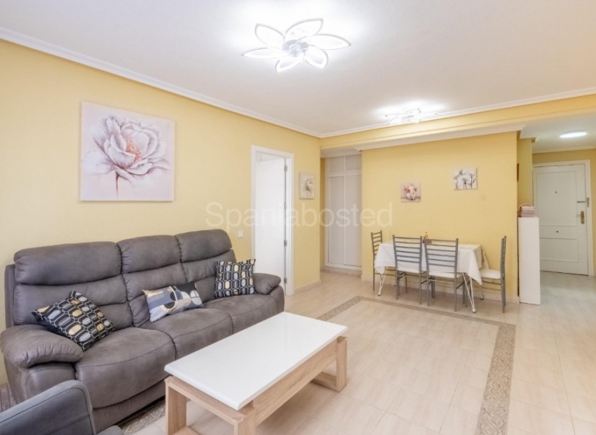 Resale - Apartment -
La Mata