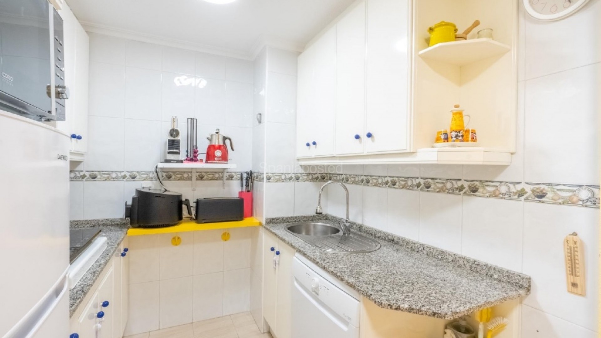Resale - Apartment -
La Mata