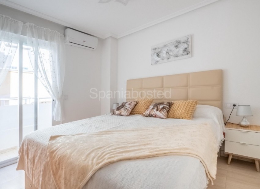 Resale - Apartment -
La Mata