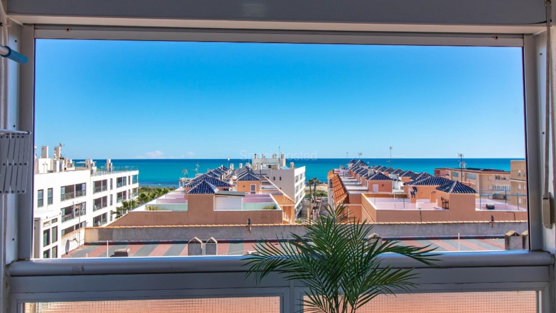 Resale - Apartment -
La Mata