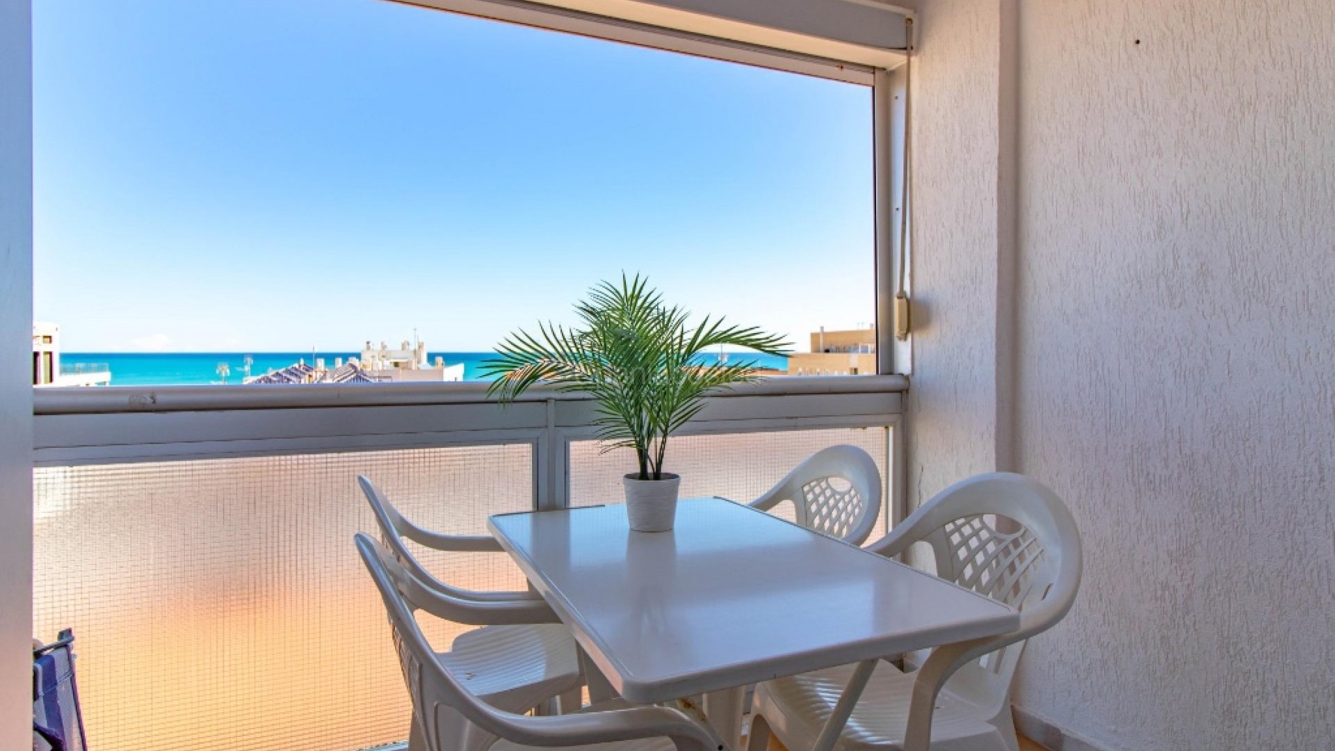 Resale - Apartment -
La Mata