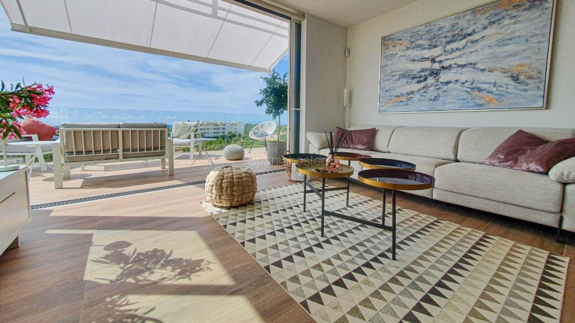 Resale - Apartment -
Las Colinas - Las Colinas Golf