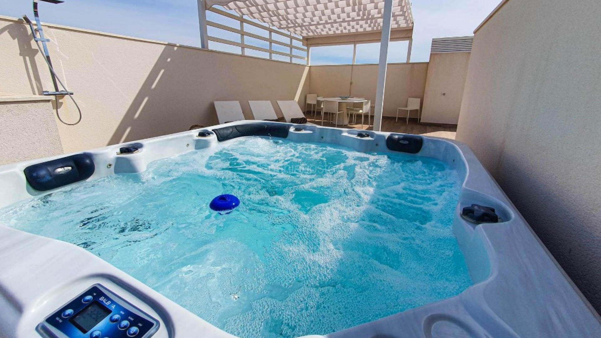 Resale - Apartment -
Las Colinas - Las Colinas Golf