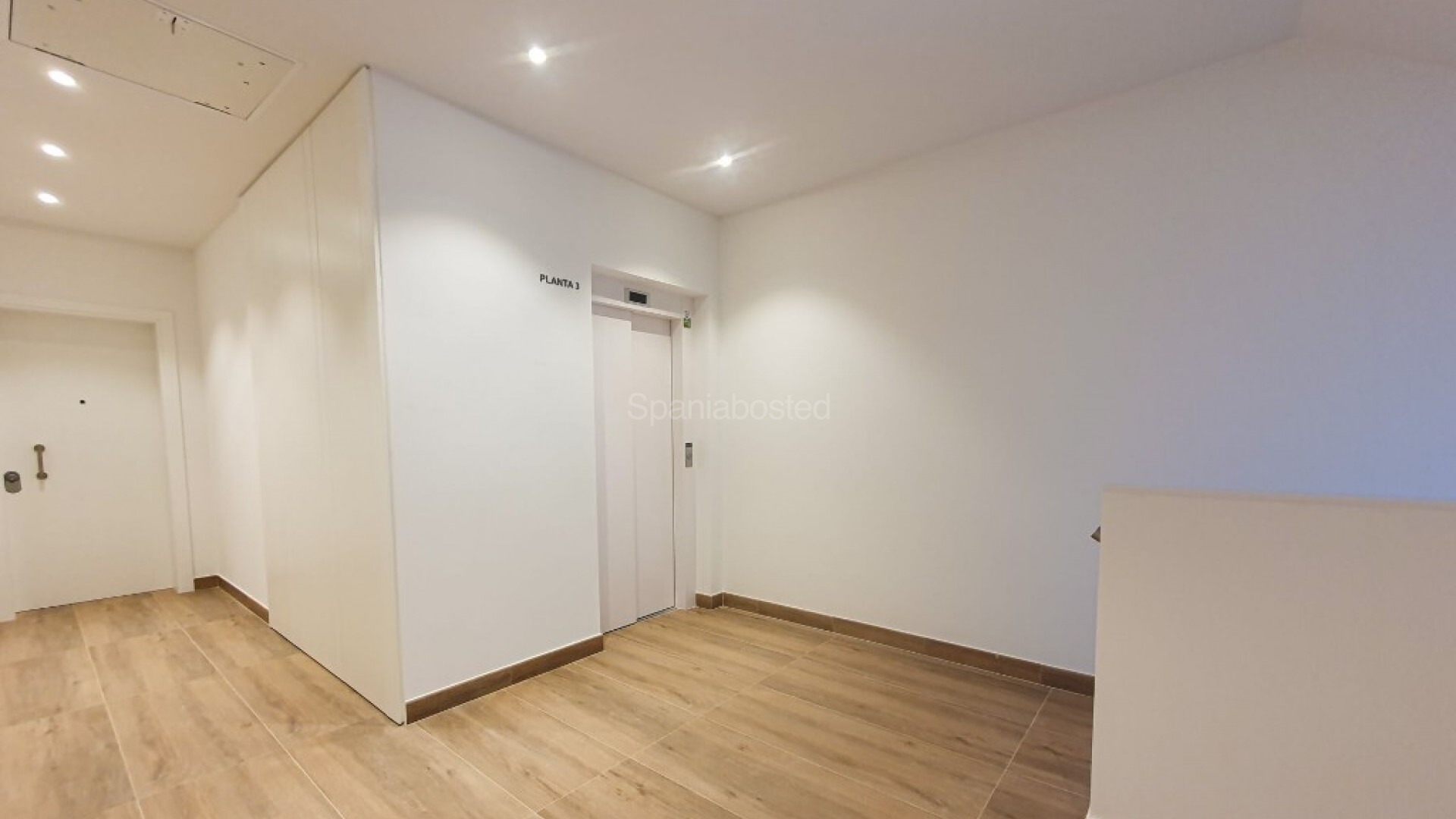 Resale - Apartment -
Las Colinas - Las Colinas Golf