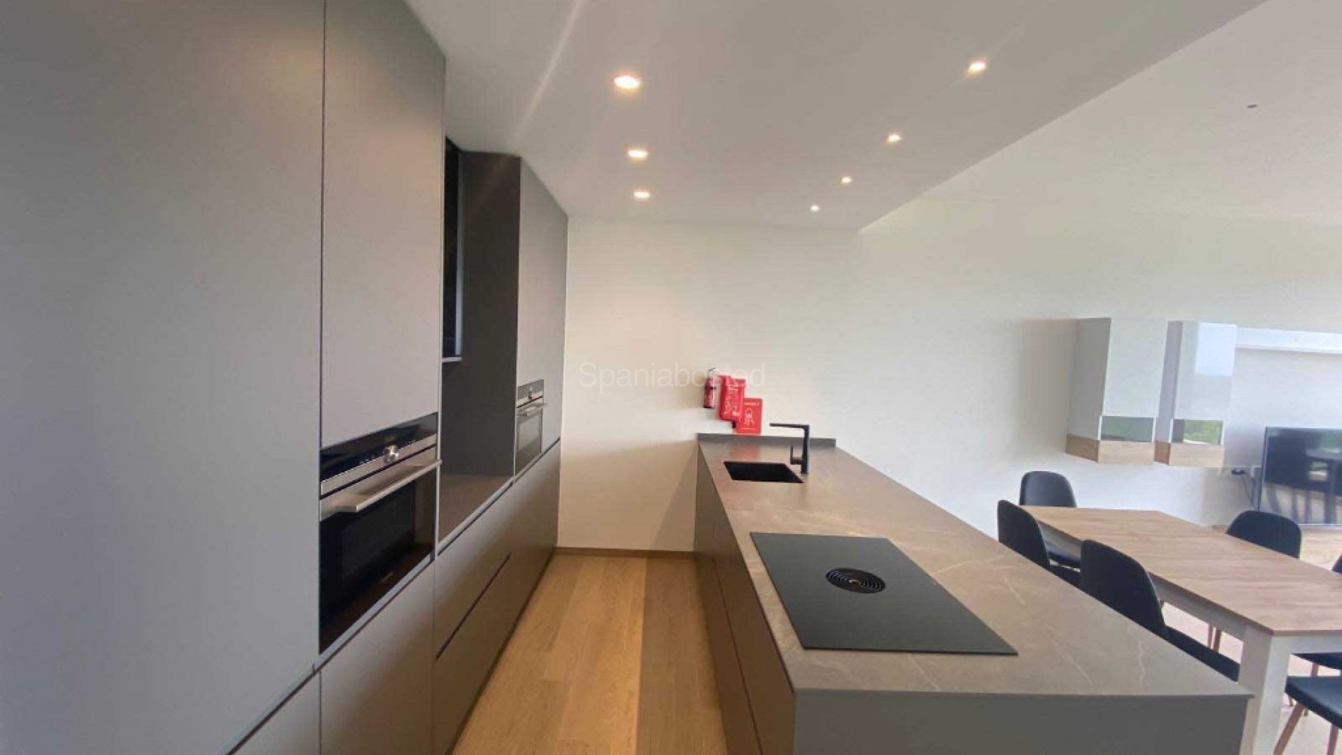 Resale - Apartment -
Las Colinas - Las Colinas Golf