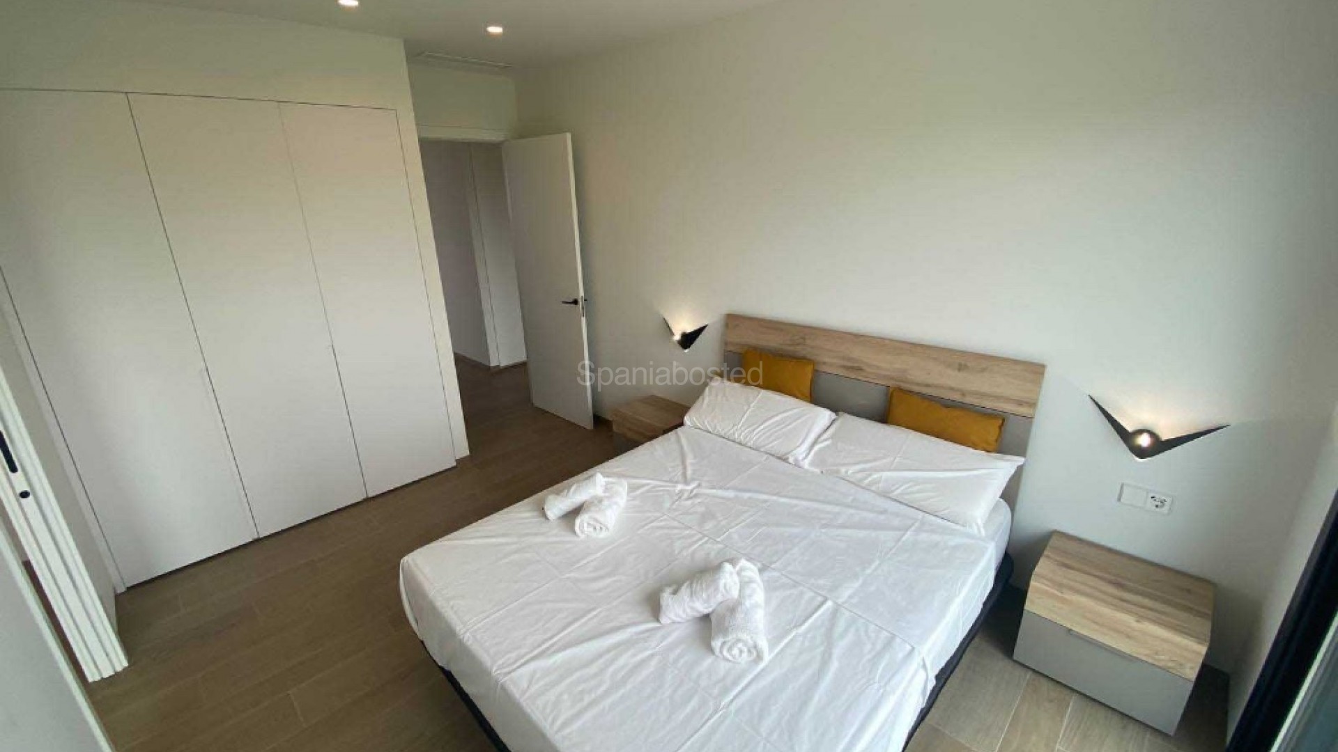 Resale - Apartment -
Las Colinas - Las Colinas Golf