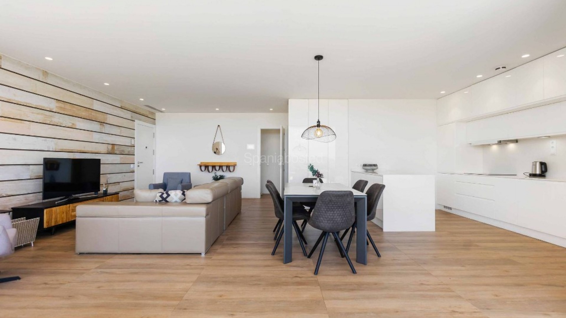 Resale - Apartment -
Las Colinas - Las Colinas Golf