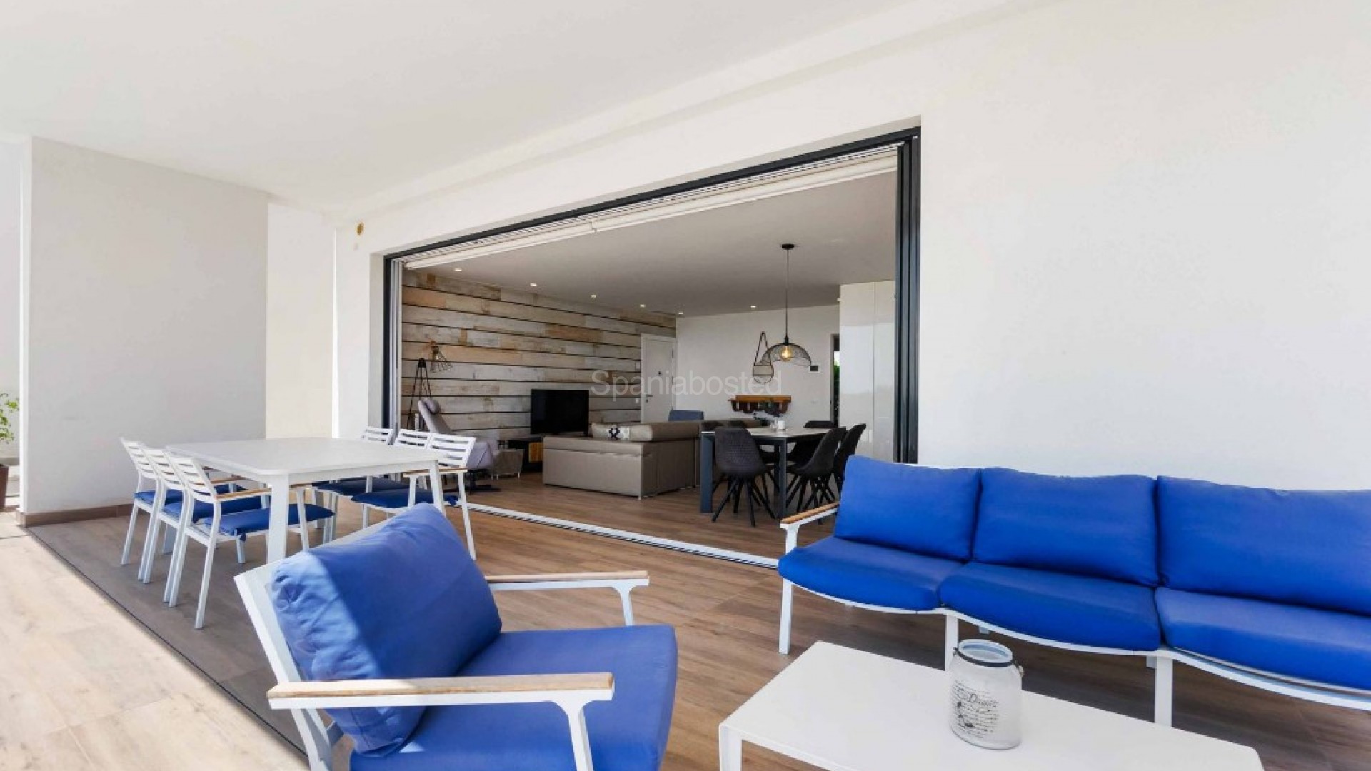 Resale - Apartment -
Las Colinas - Las Colinas Golf