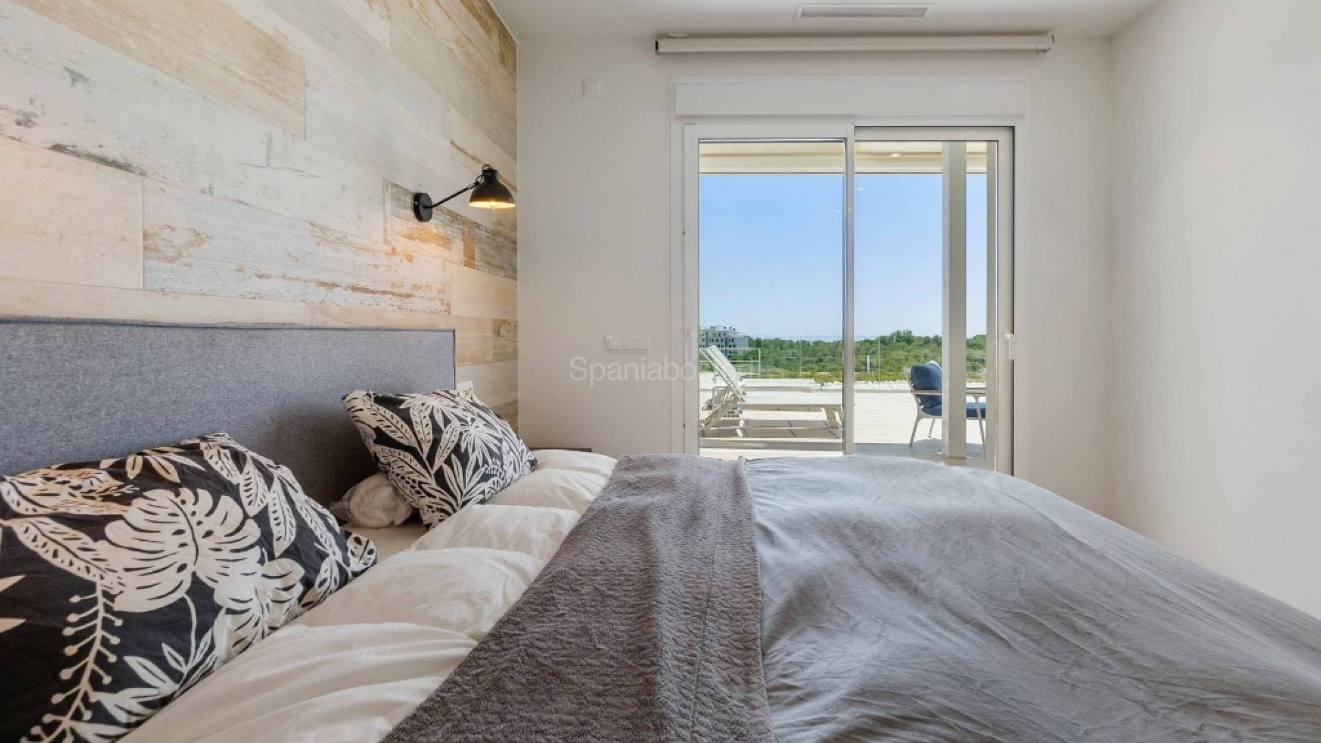 Resale - Apartment -
Las Colinas - Las Colinas Golf