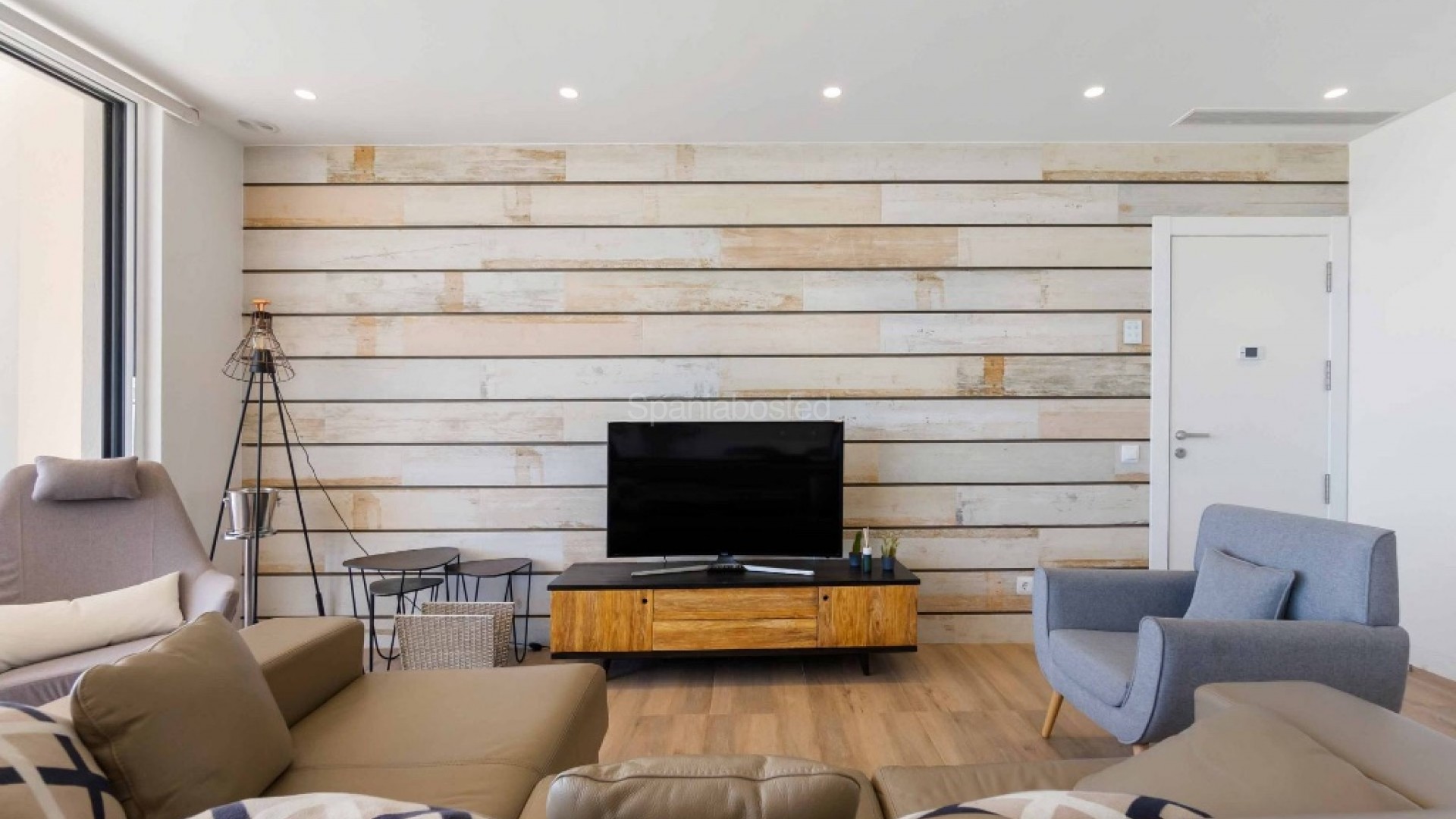 Resale - Apartment -
Las Colinas - Las Colinas Golf