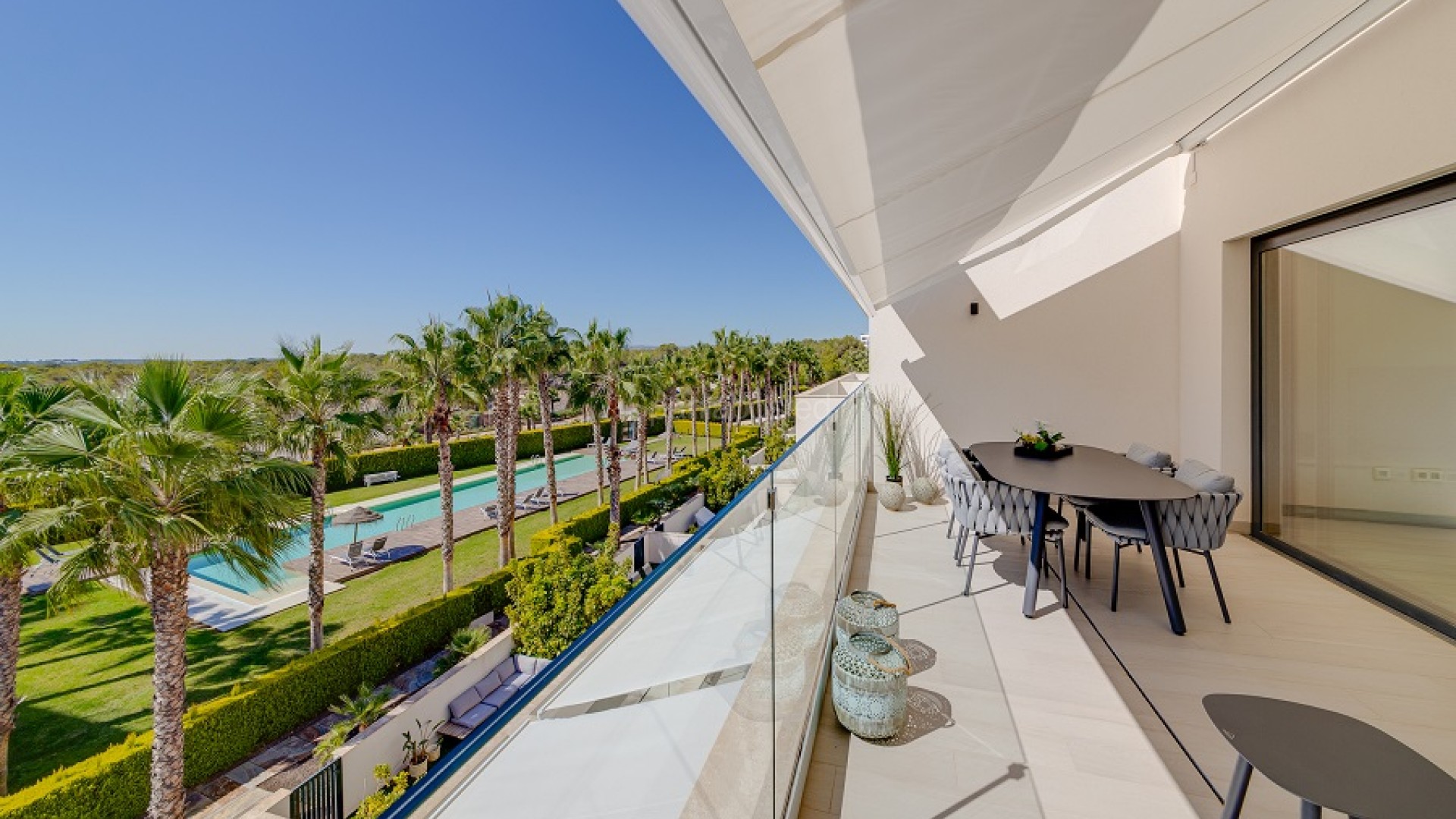 Resale - Apartment -
Las Colinas - Las Colinas Golf