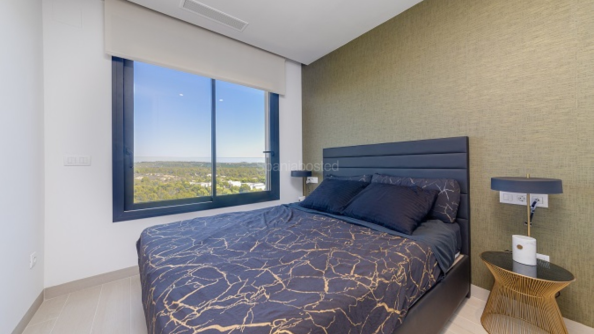 Resale - Apartment -
Las Colinas - Las Colinas Golf