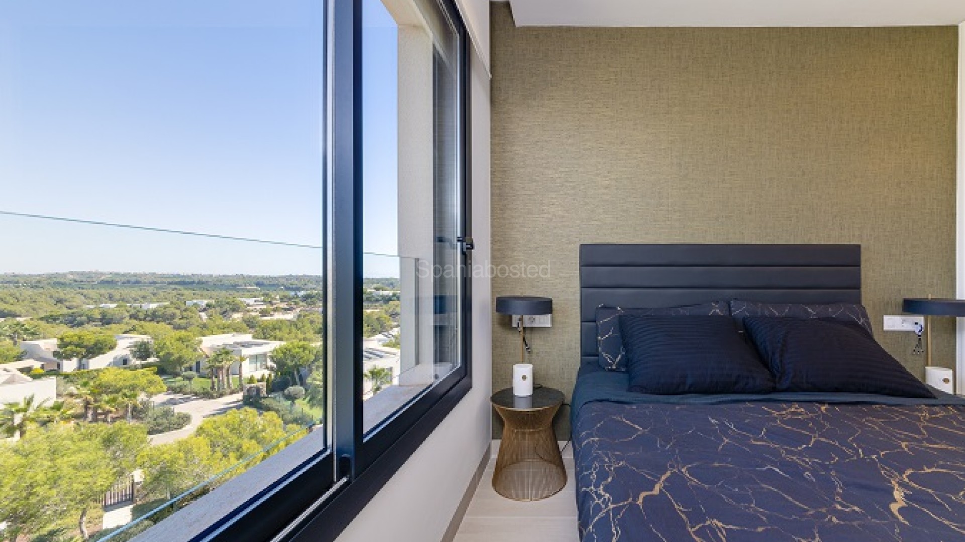 Resale - Apartment -
Las Colinas - Las Colinas Golf