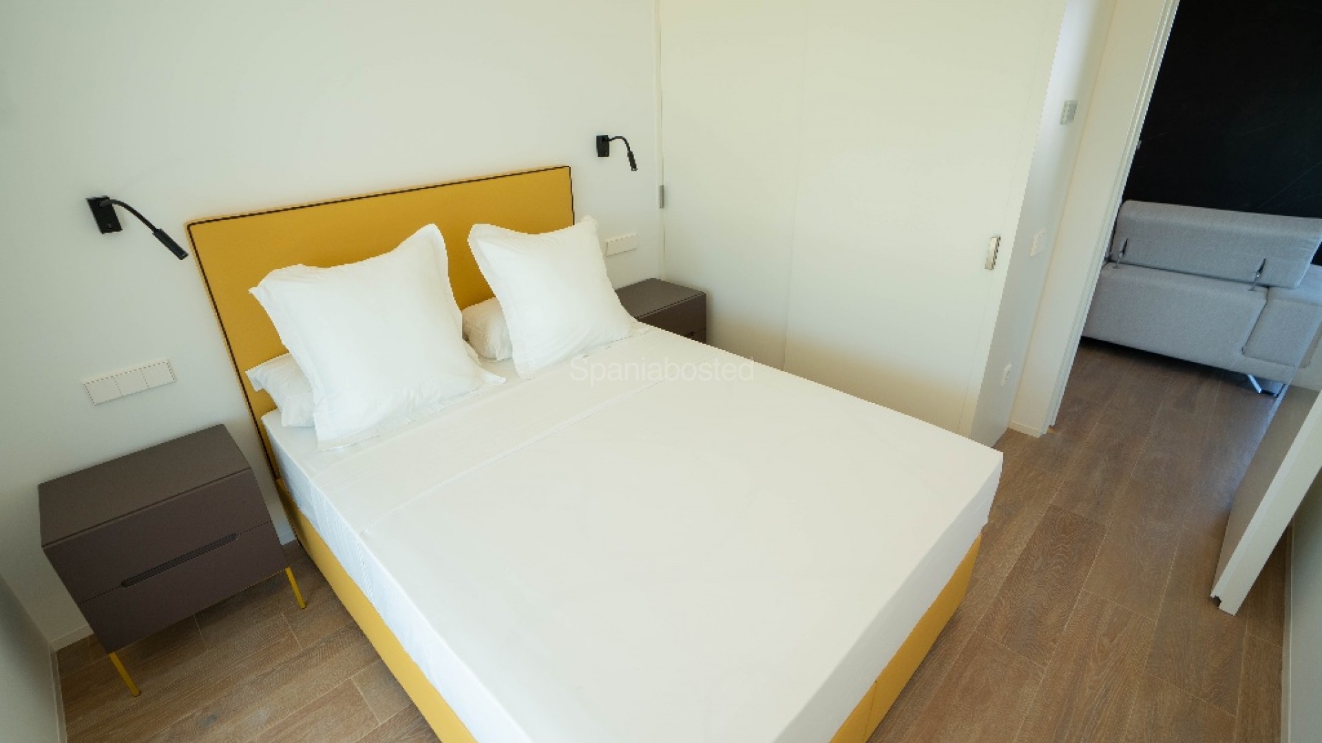 Resale - Apartment -
Las Colinas