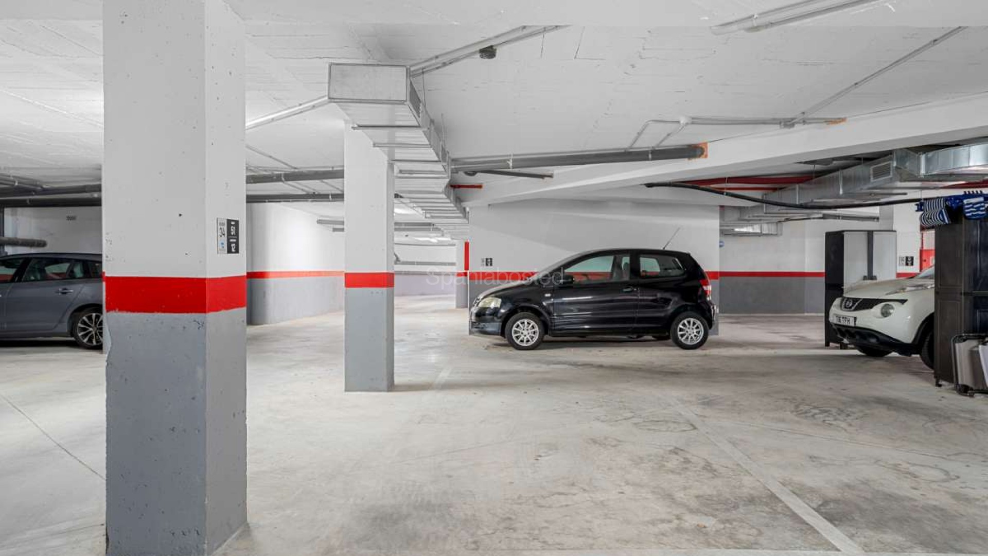 Resale - Apartment -
Las Filipinas