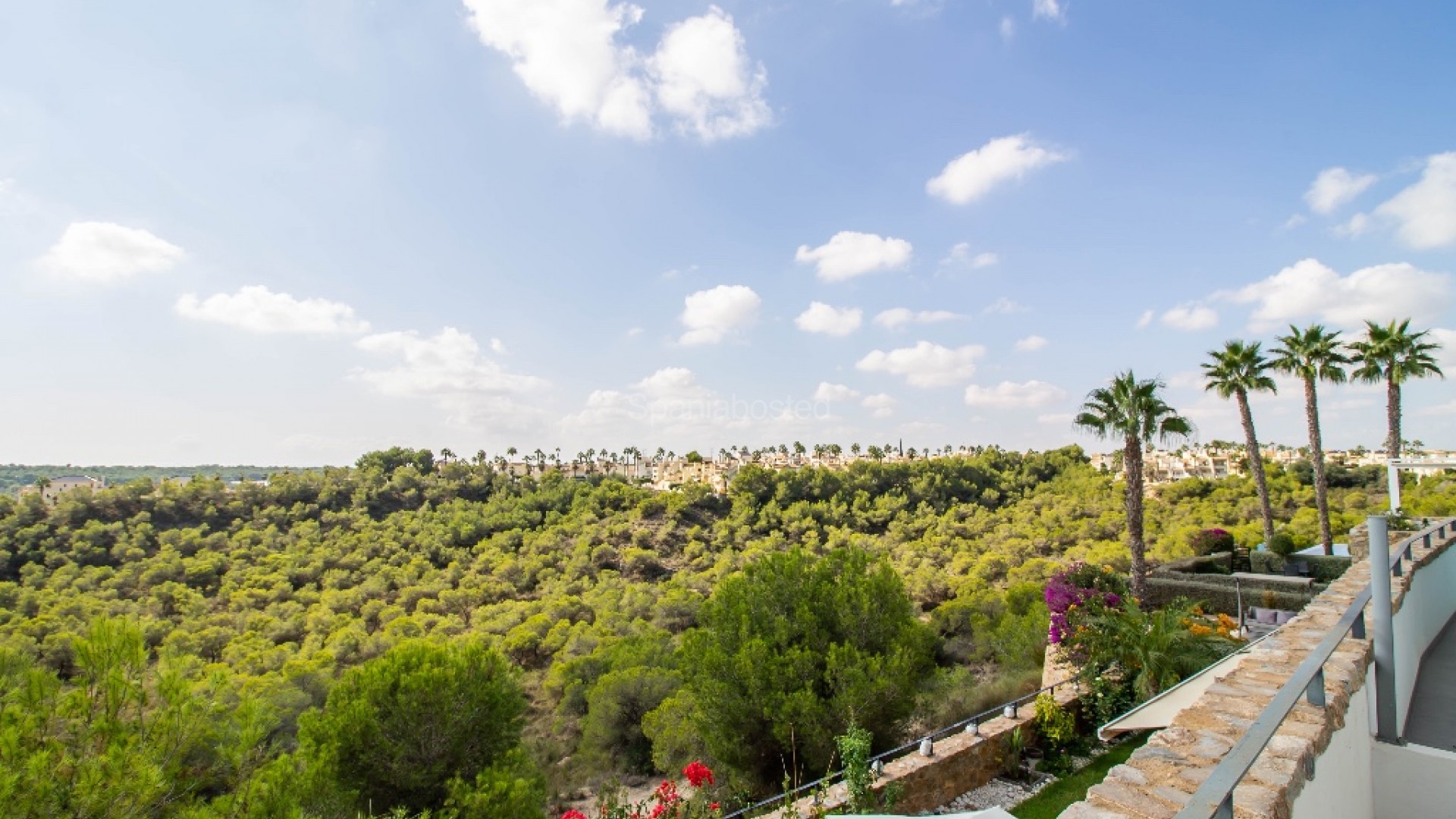 Resale - Apartment -
Las Ramblas