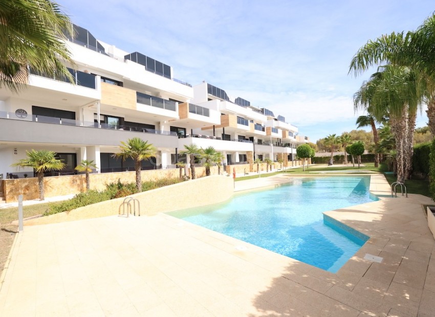 Resale - Apartment -
Los Altos