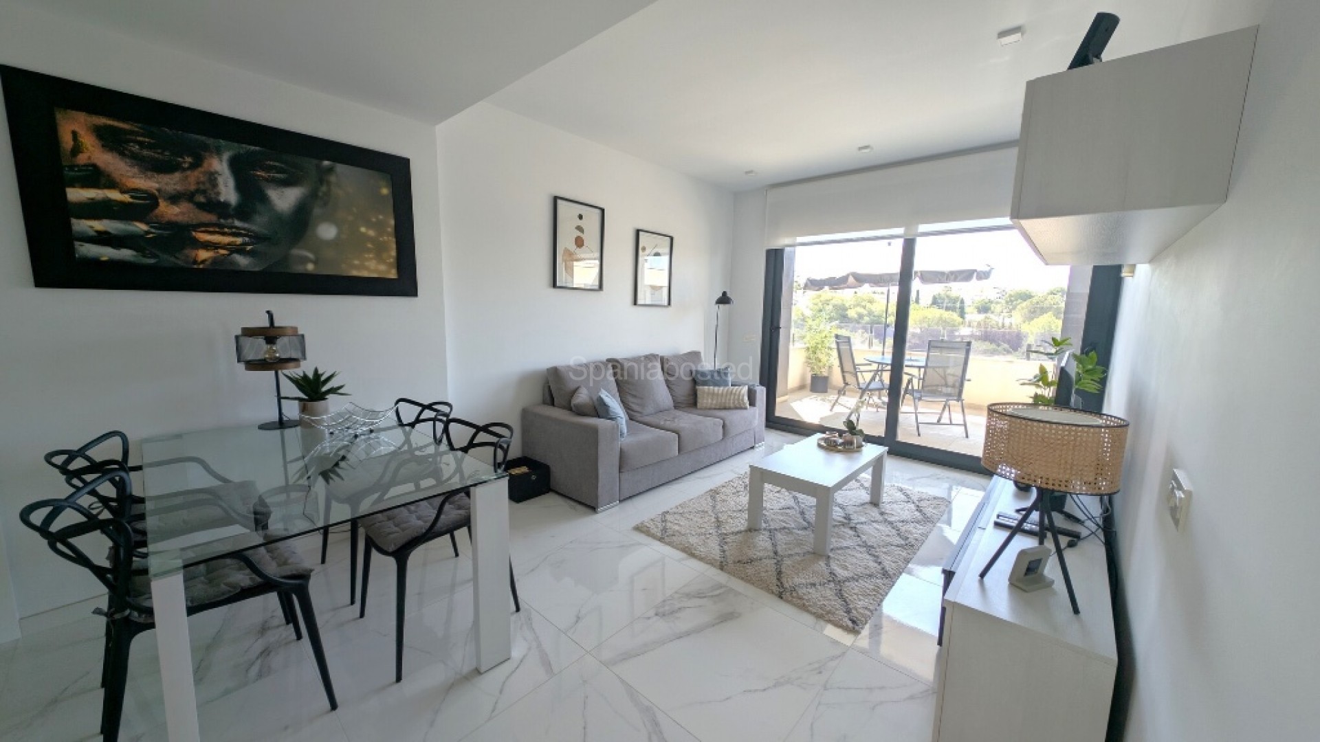 Resale - Apartment -
Los Altos