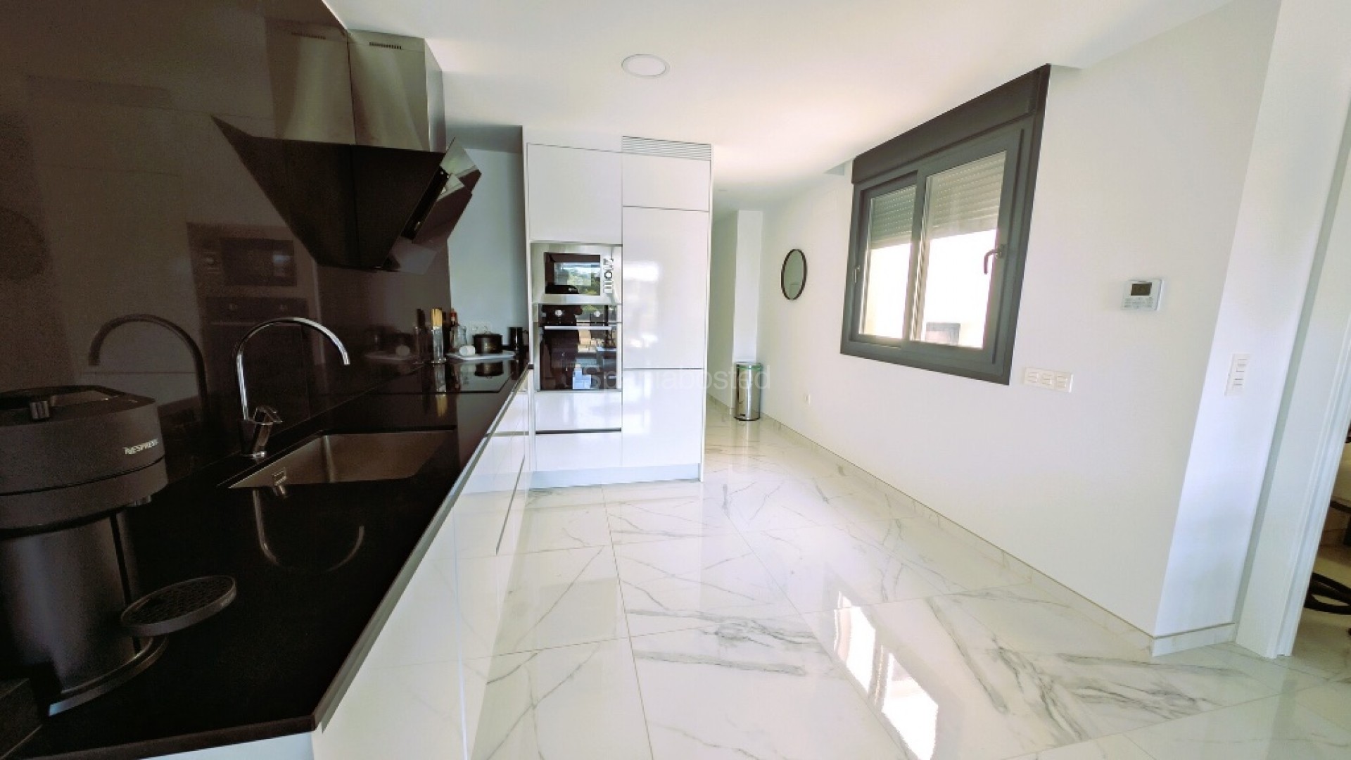 Resale - Apartment -
Los Altos