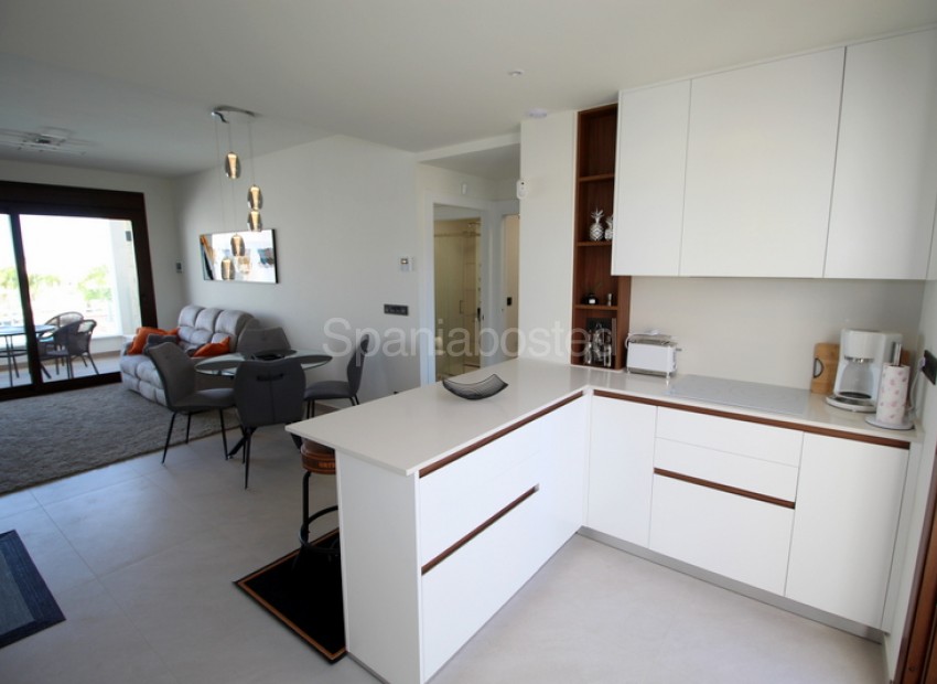 Resale - Apartment -
Los Balcones