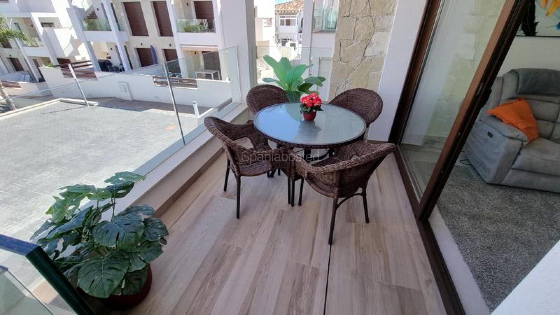 Resale - Apartment -
Los Balcones