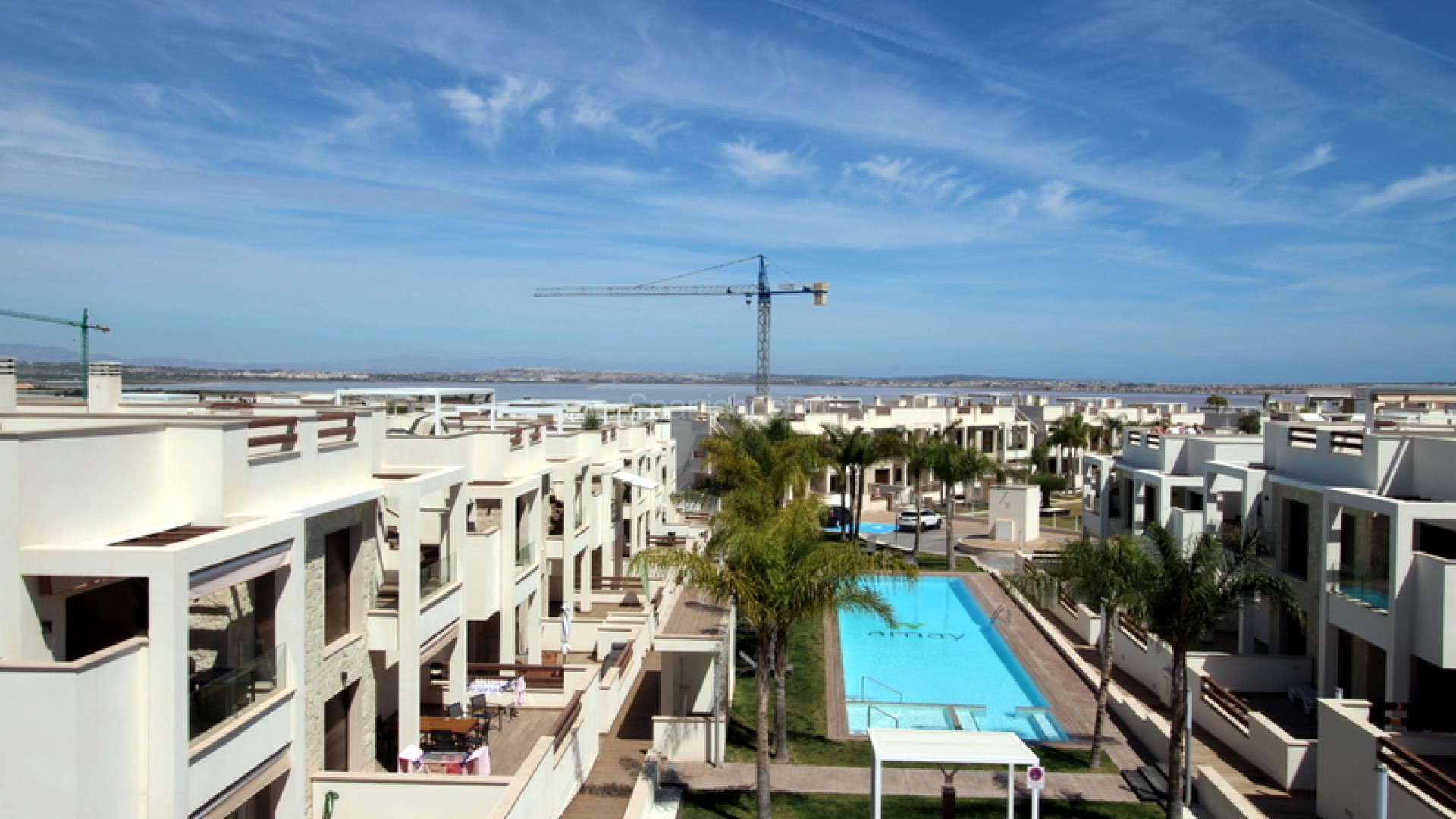 Resale - Apartment -
Los Balcones