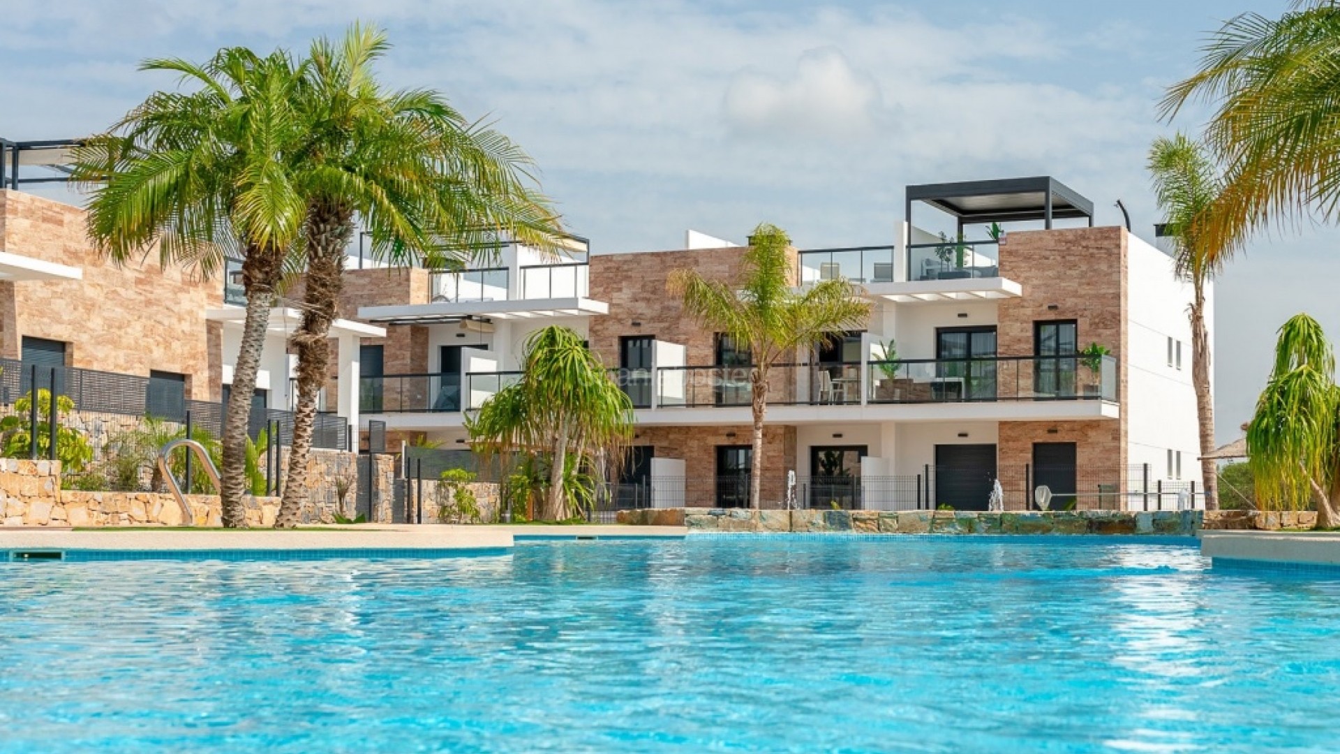 Resale - Apartment -
Mil Palmeras