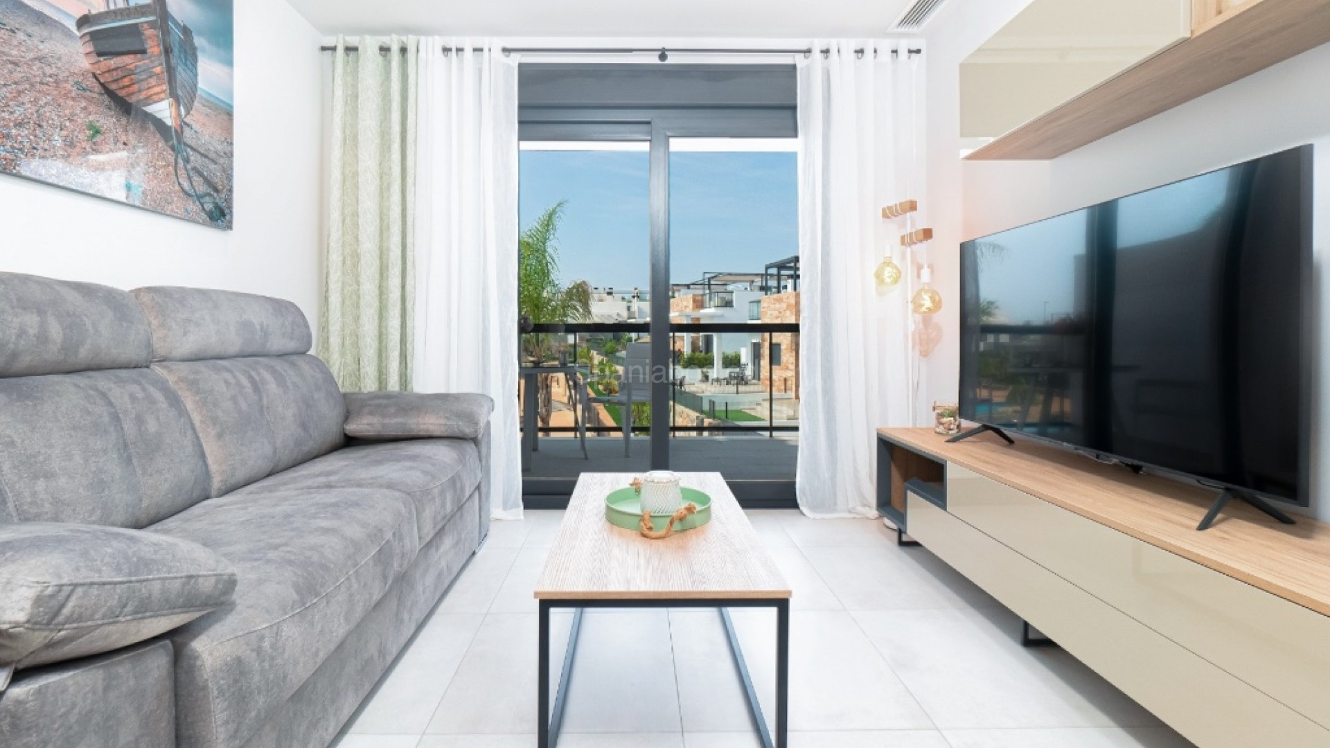Resale - Apartment -
Mil Palmeras