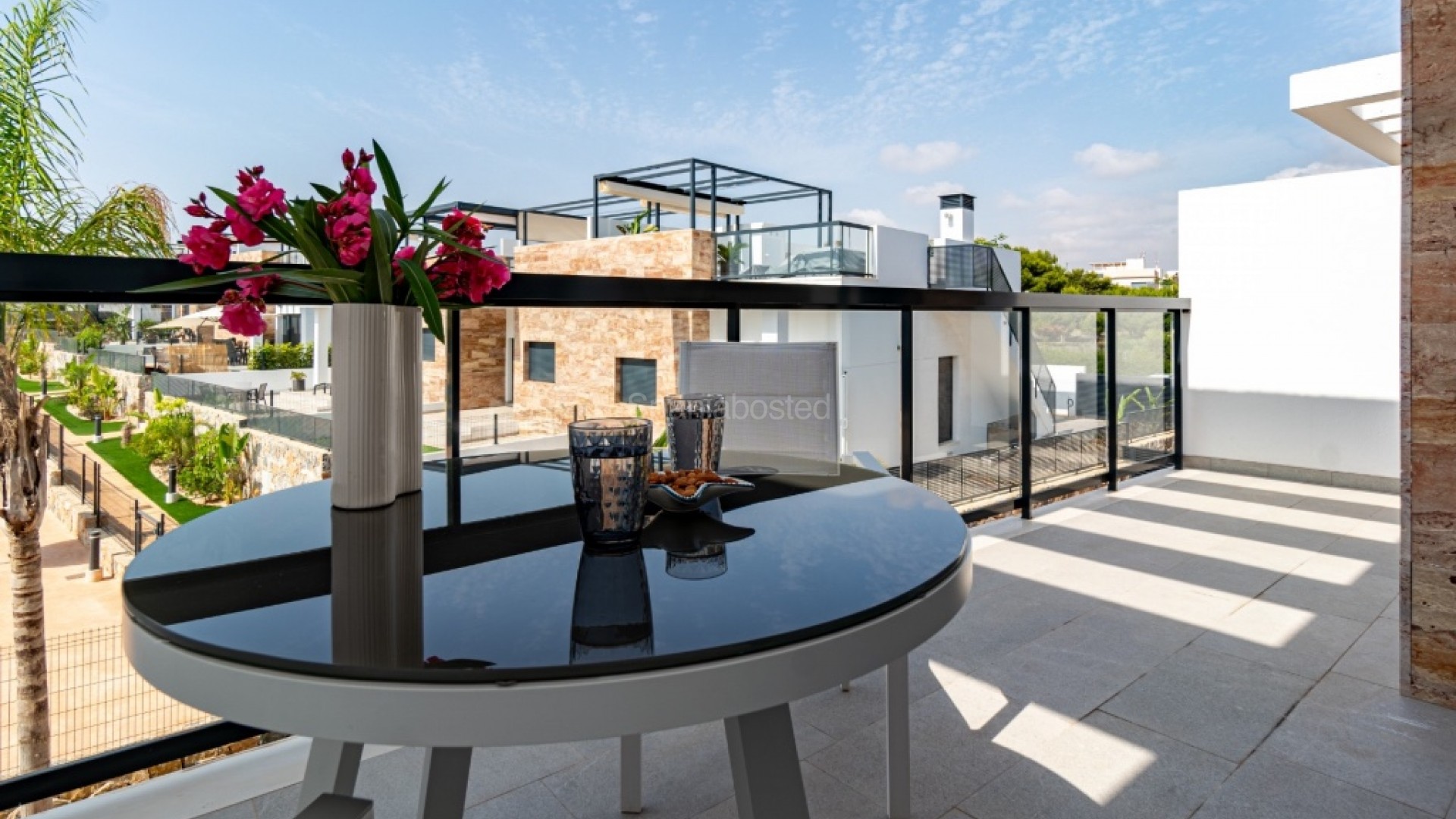 Resale - Apartment -
Mil Palmeras