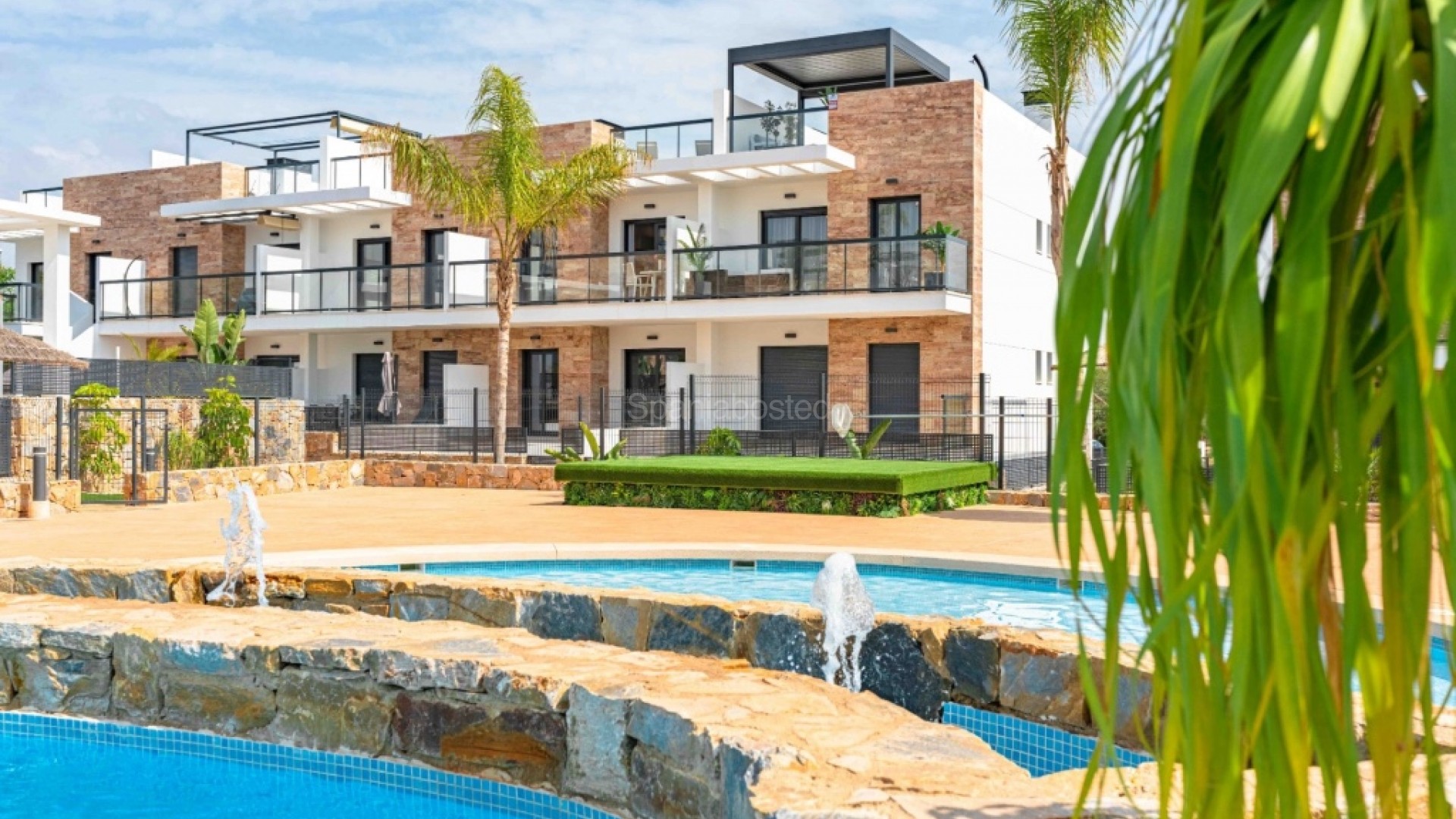 Resale - Apartment -
Mil Palmeras