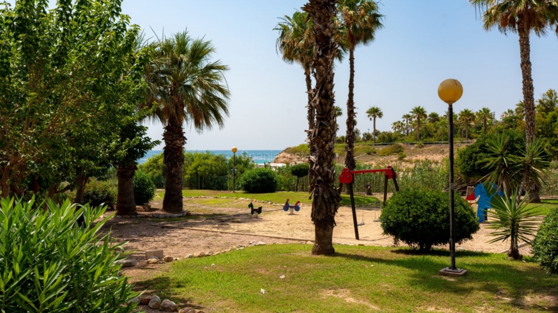 Resale - Apartment -
Mil Palmeras