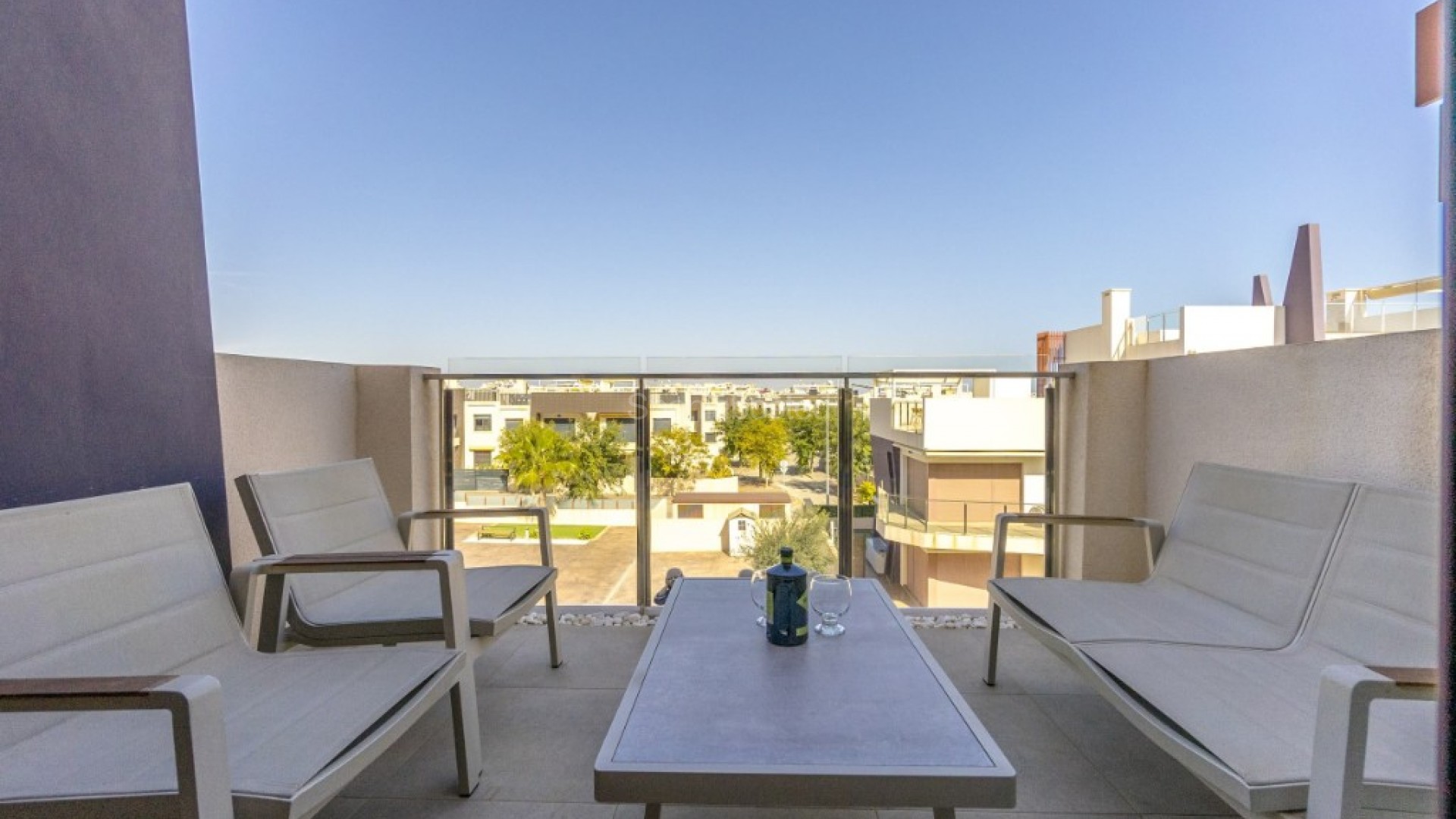 Resale - Apartment -
Mil Palmeras