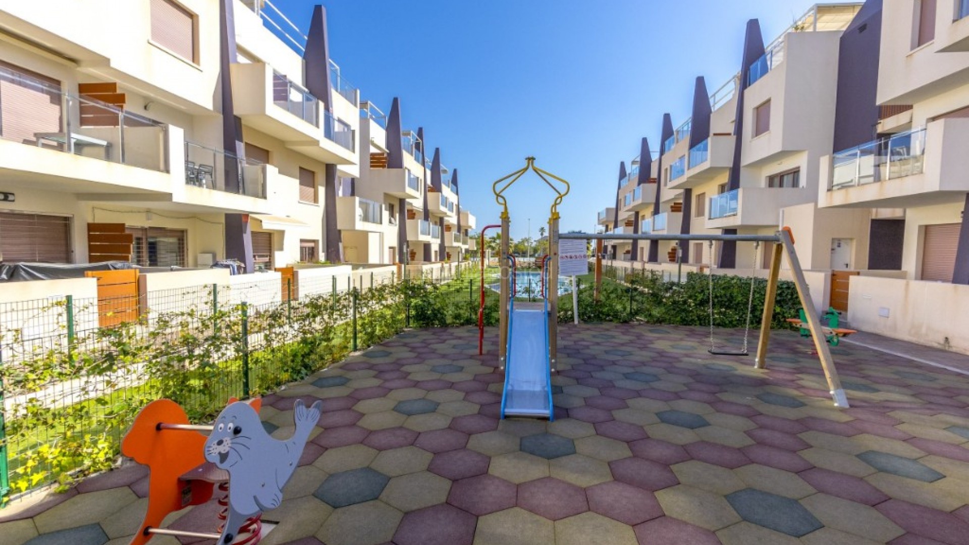 Resale - Apartment -
Mil Palmeras