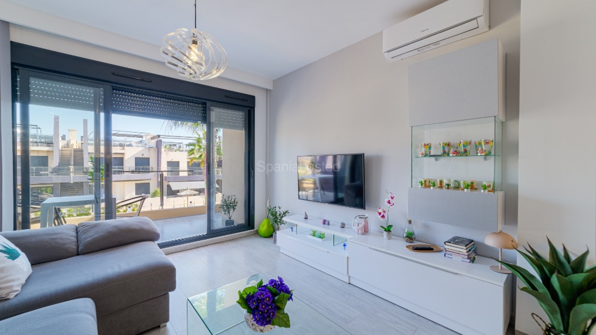 Resale - Apartment -
Mil Palmeras