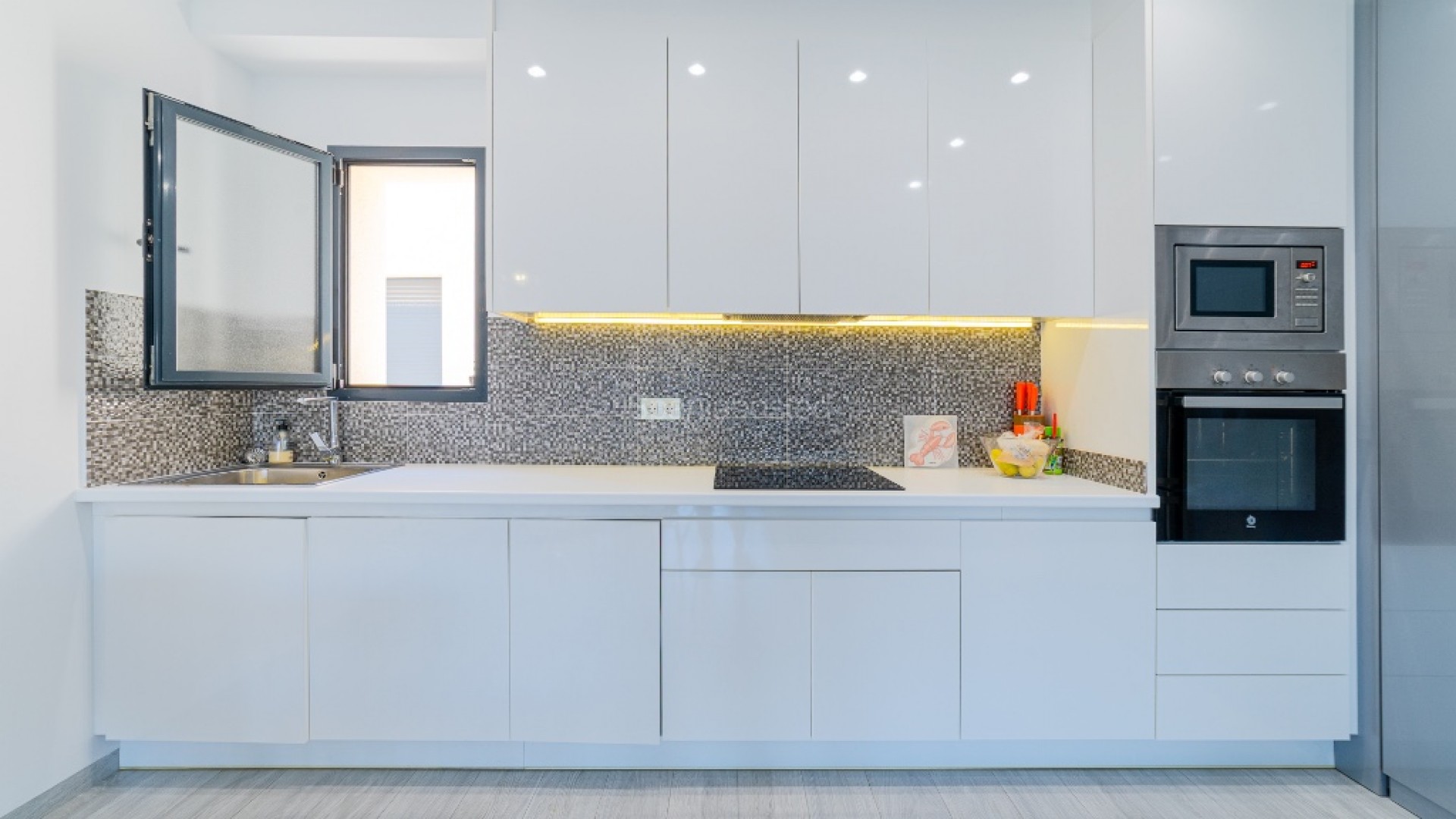 Resale - Apartment -
Mil Palmeras