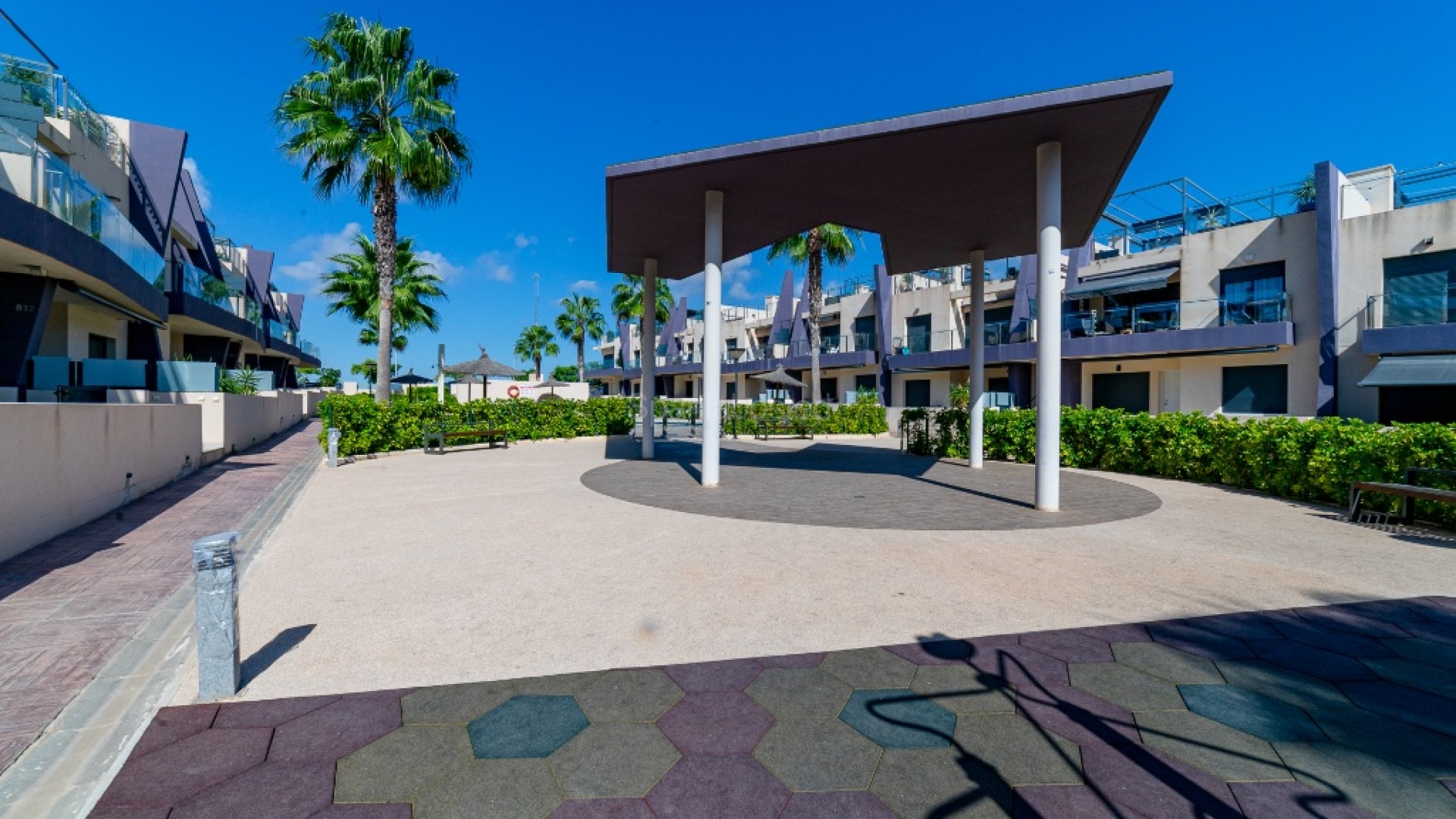 Resale - Apartment -
Mil Palmeras