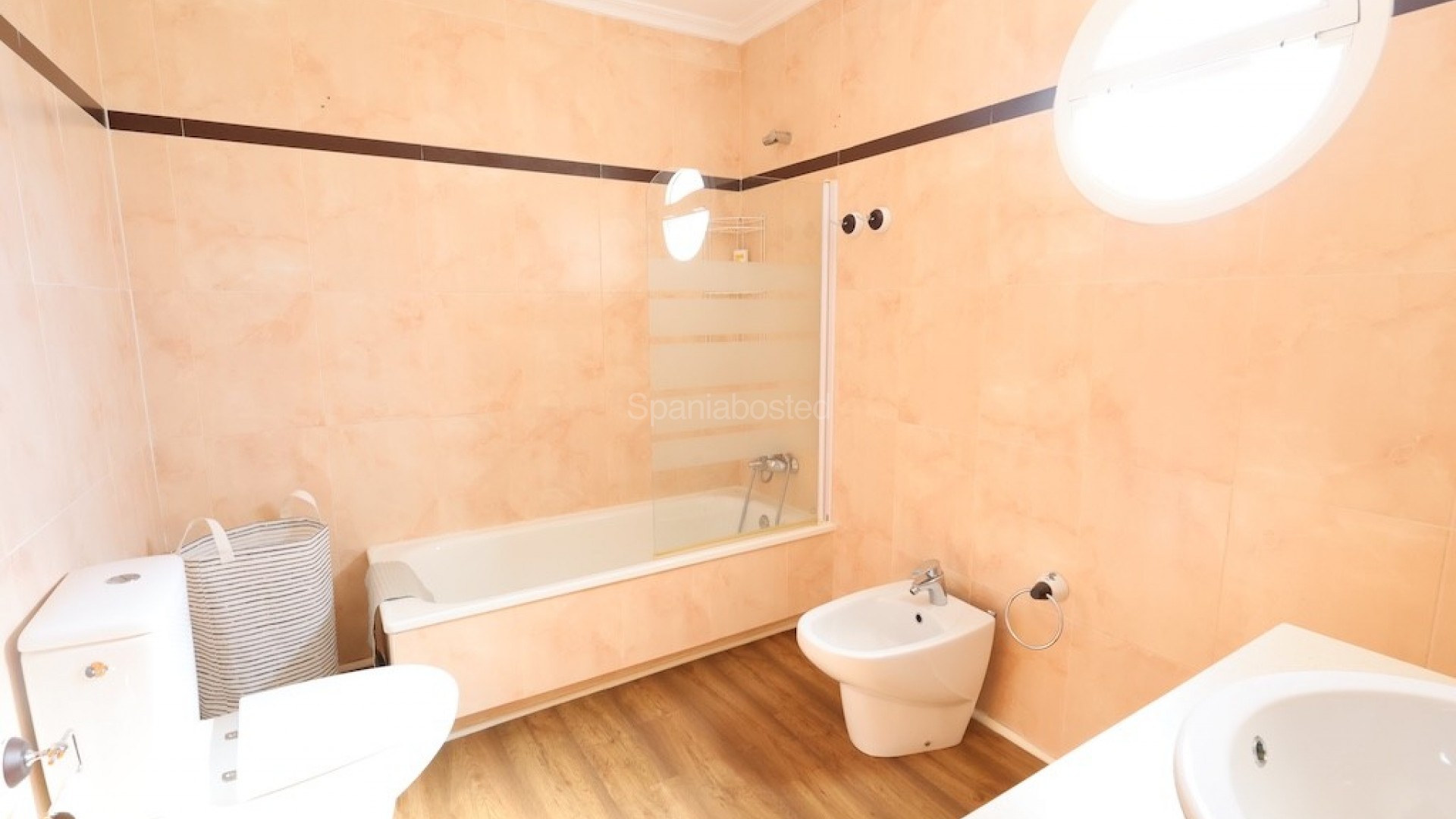 Resale - Apartment -
Mil Palmeras