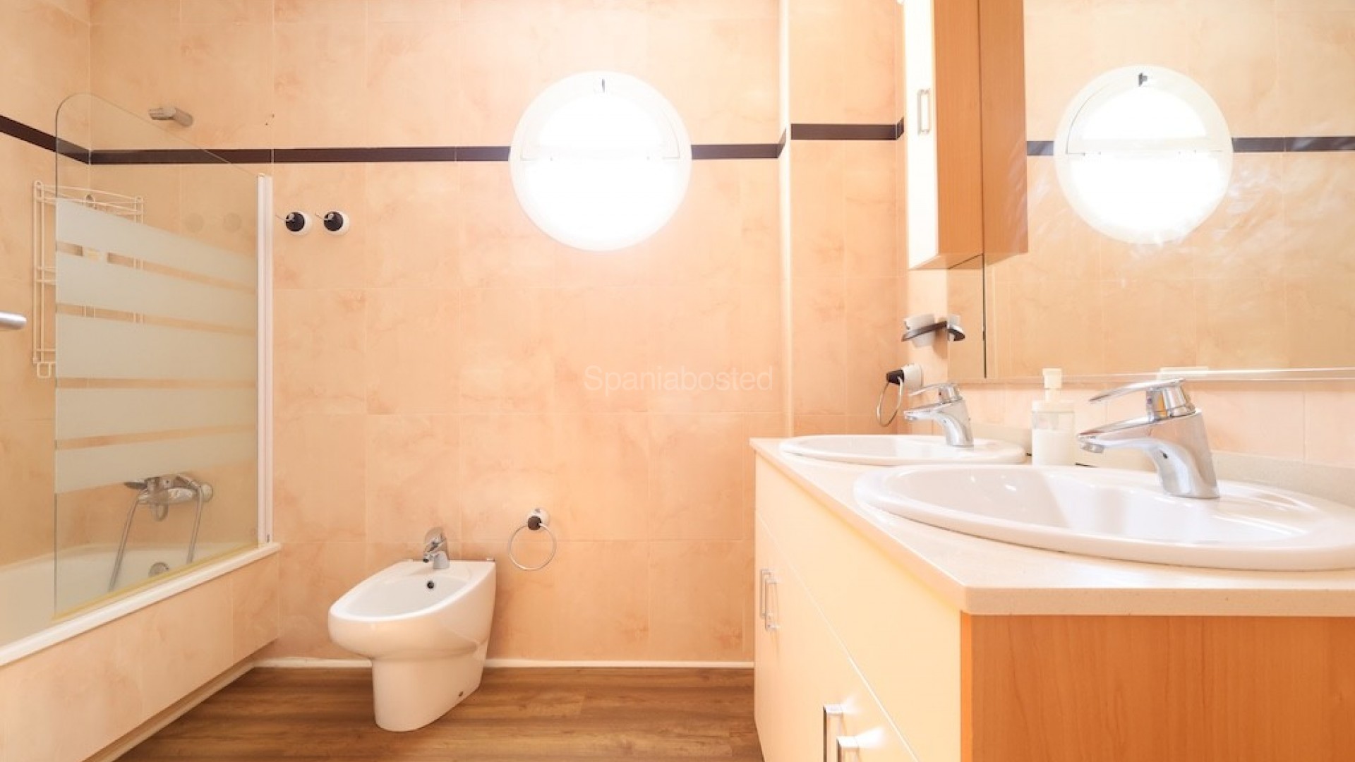 Resale - Apartment -
Mil Palmeras