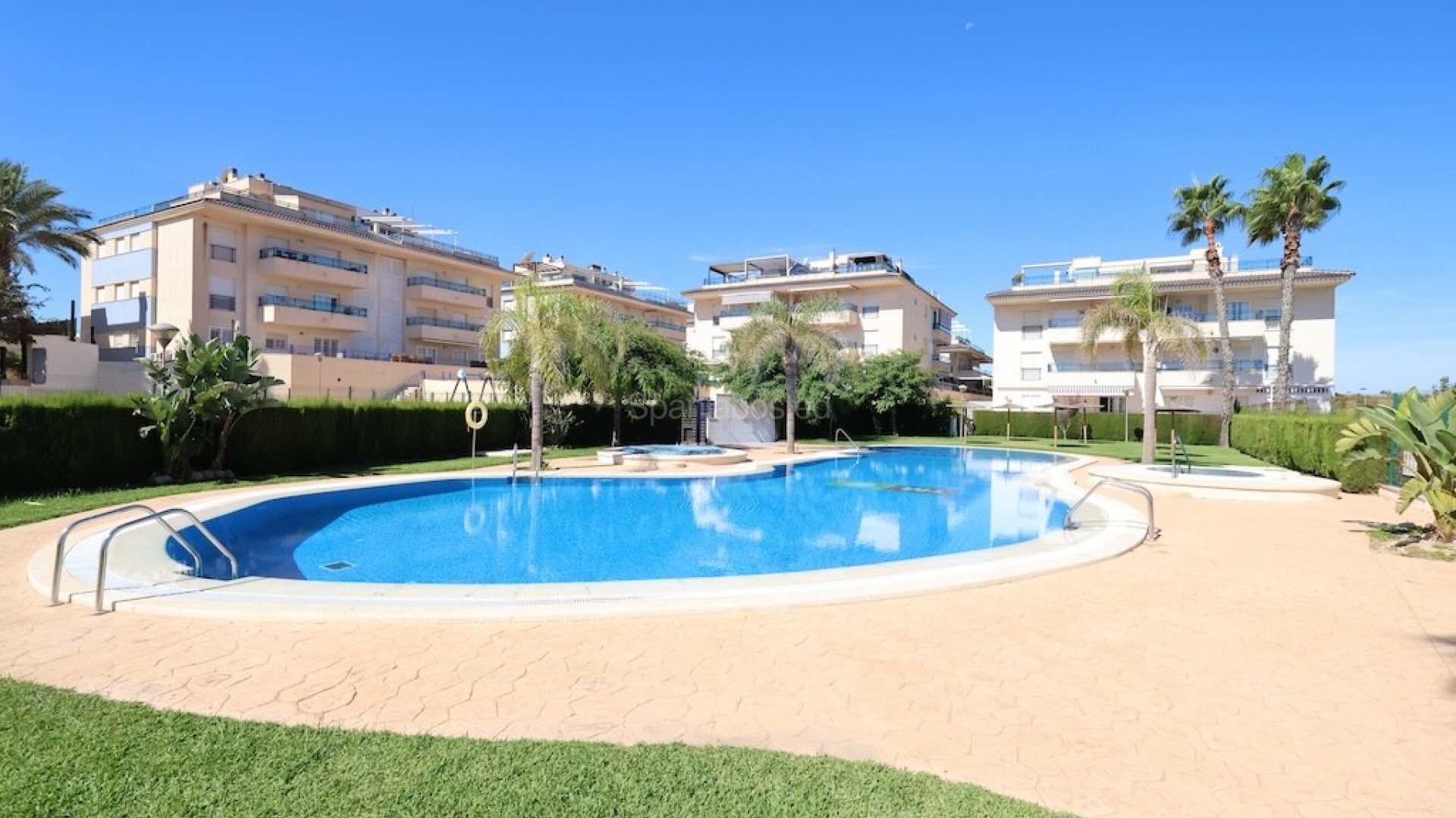 Resale - Apartment -
Mil Palmeras