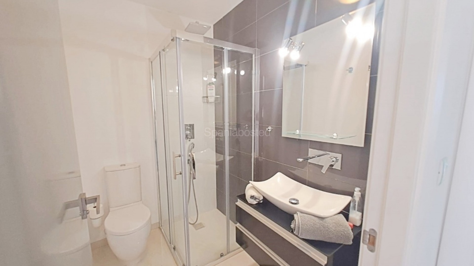 Resale - Apartment -
Mil Palmeras