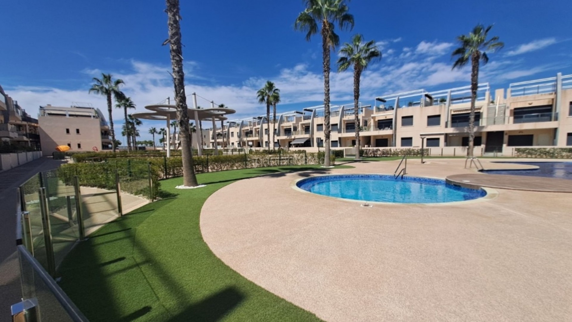 Resale - Apartment -
Mil Palmeras