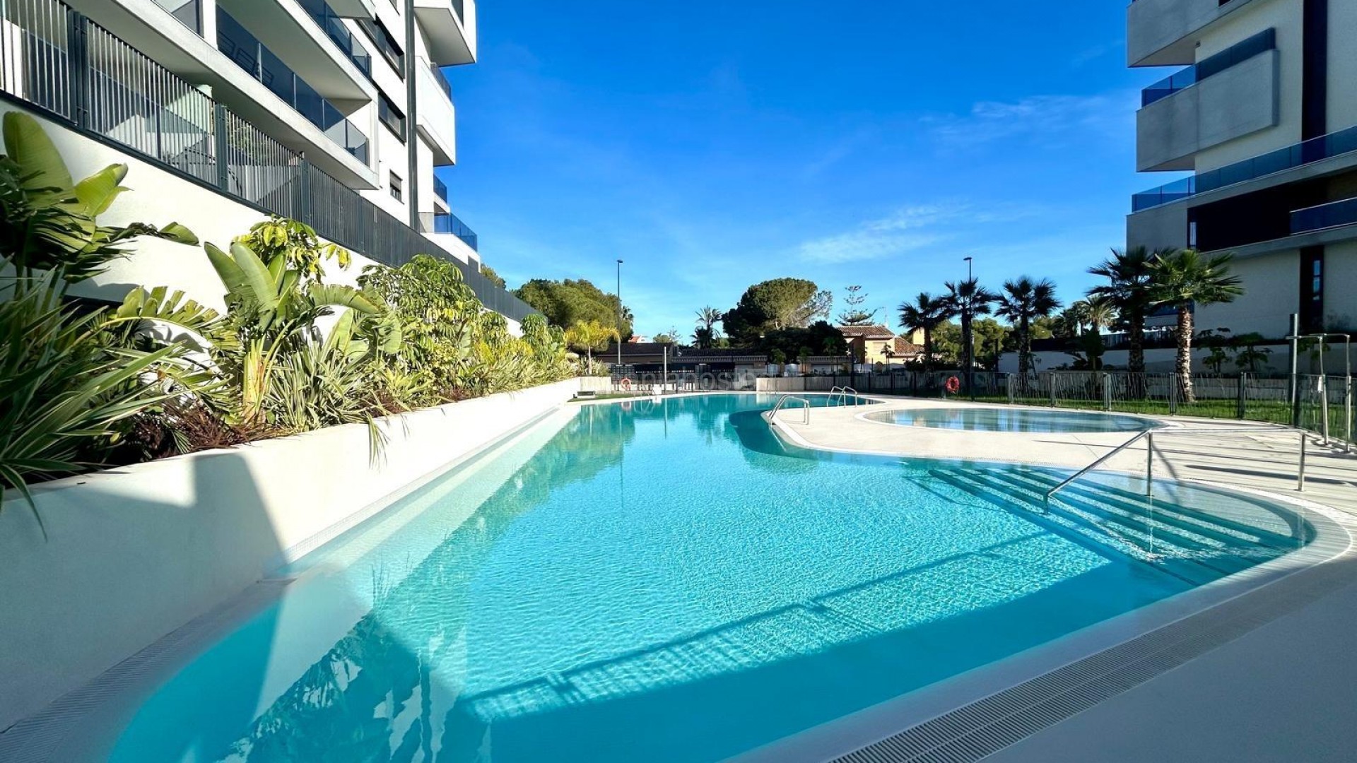 Resale - Apartment -
Orihuela Costa - Altos de Campoamor