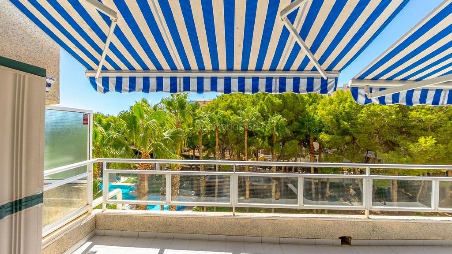 Resale - Apartment -
Orihuela Costa - Altos de Campoamor