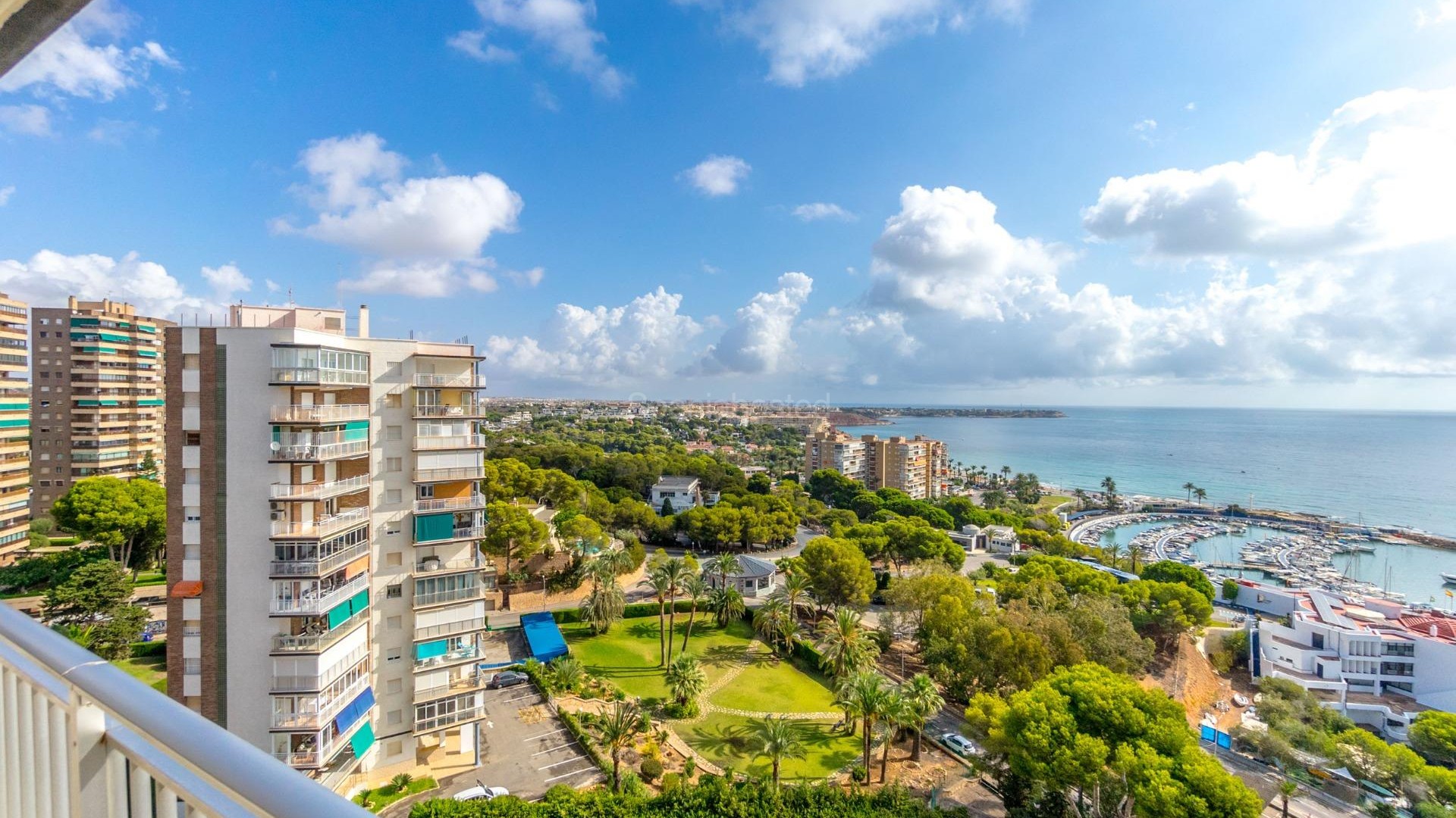 Resale - Apartment -
Orihuela Costa - Cabo Roig