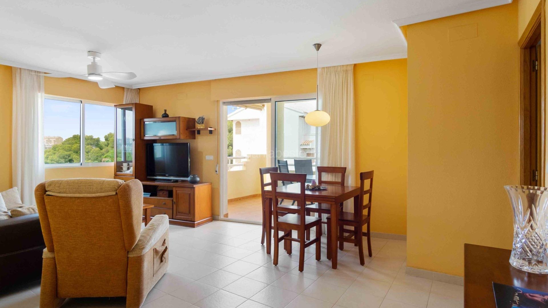 Resale - Apartment -
Orihuela Costa - Campoamor